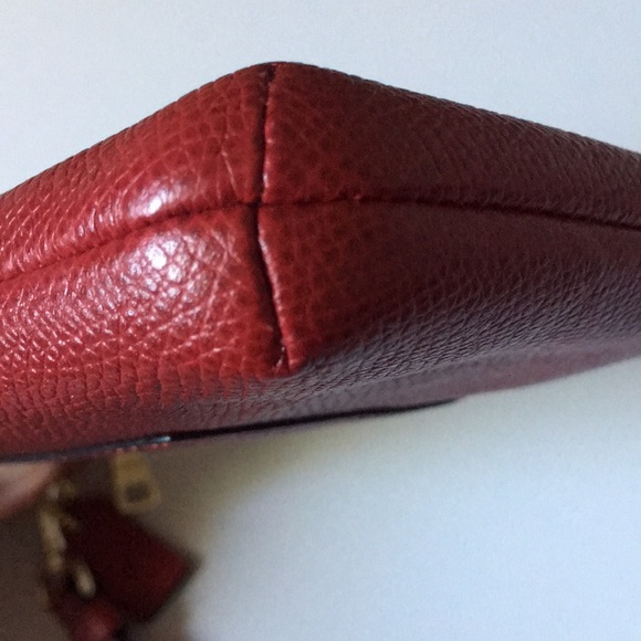 ♥️Gorgeous new Coach saffiano leather zip wallet♥️ - Picture 4 of 12